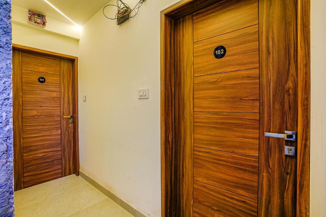 Fabhotel Crystal Inn - Nr Suvarndeep Chowk Pimpri-Chinchwad Eksteriør bilde